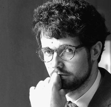 “È l’ennesimo schiaffo ai poveri  e a chi è costretto a emigrare”