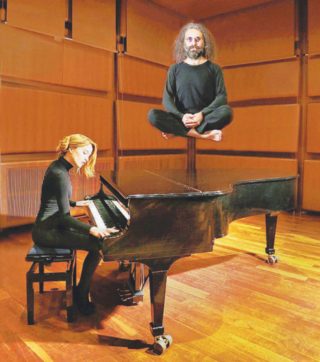 Copertina di Stefano Bollani e la Regina Dada  che abdicò per amore della musica