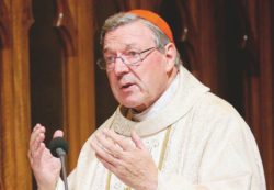 Copertina di Pedofilia, Pell ora ammette: “Commessi errori enormi”