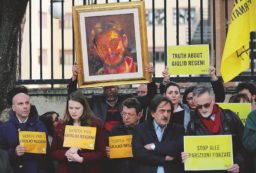 Copertina di “Torturato per 7 giorni, interrogato ogni 10 ore”