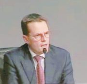 Copertina di David Rossi, nuovi dubbi sulle prime indagini dei pm