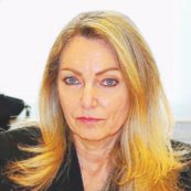 Copertina di Palazzo Chigi e il ruolo perfetto di “Lady Nato”