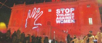 Copertina di Dall’inizio dell’anno 42 femminicidi: i nomi e le storie di tutte le vittime