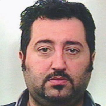 Per mandare  a casa il fan  del boss dimessi  i consiglieri