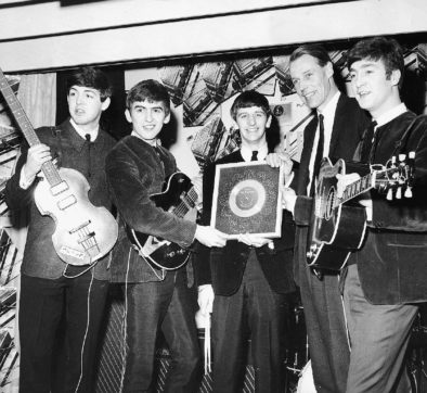 Copertina di Quanti erano i Beatles. Addio a George Martin