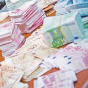 Copertina di L’esecutivo favorisce chi non vuole pagare le tasse