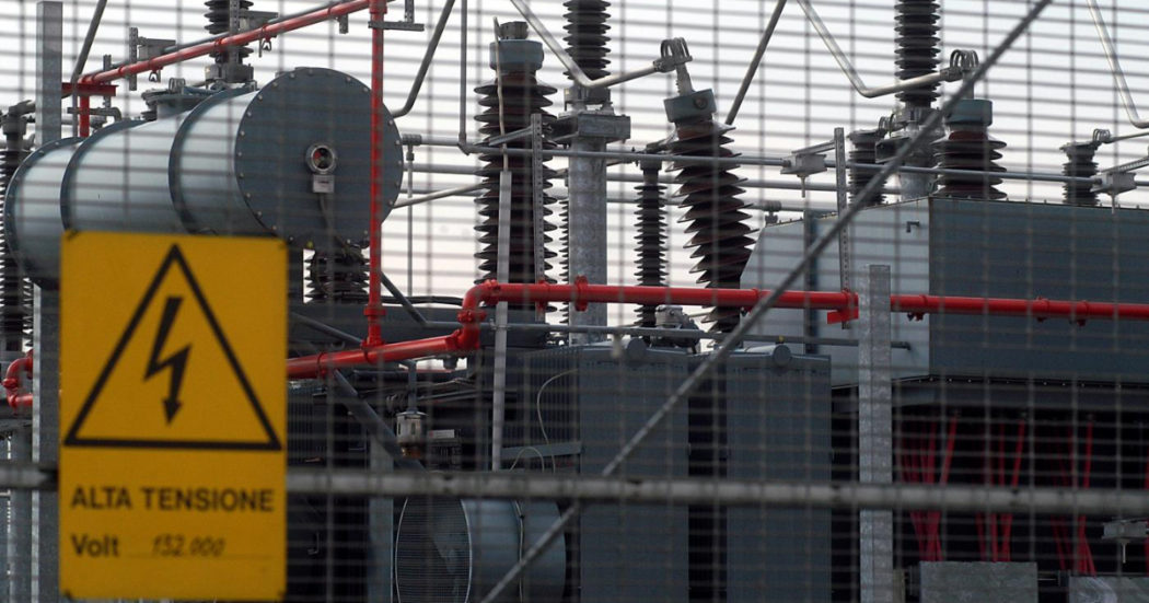 Energia, l’emergenza è per tutti ma in Italia, Francia e Germania l’elettricità costa il triplo che in Spagna o Svezia