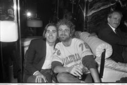 Copertina di È tutto chiaro: siamo ancora sotto l’ipnosi di Giucas Casella