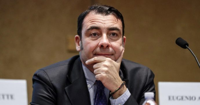 Albamonte, pm di Roma: “Salvare solo i politici è il sogno di B.: si tornerà a prima di Mani Pulite”