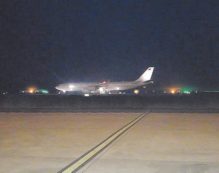 Copertina di Air Force Renzi, il contratto segreto tra governo e Etihad