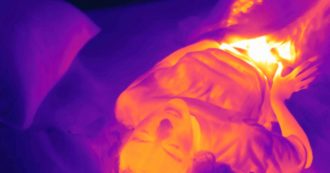 Mestruosomnia, lo spettacolo notturno delle donne che sanguinano