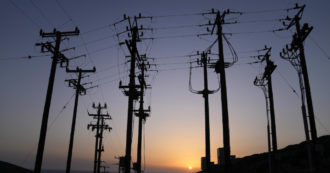 Come si formano i prezzi dell’energia elettrica e cos’è il “decoupling” di cui discutono i governi europei