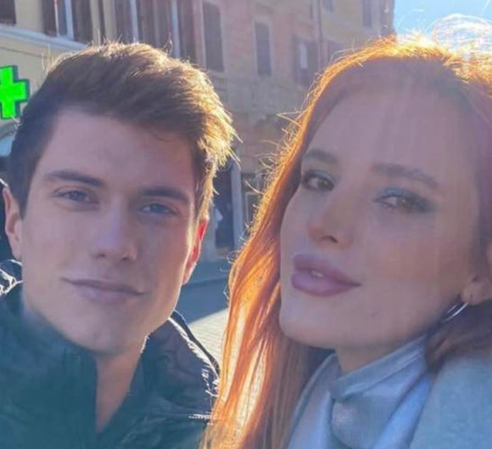 Bella Thorne dimentica Benjamin Mascolo (ex Benji & Fede): ecco la foto del bacio con il produttore Mark Emms