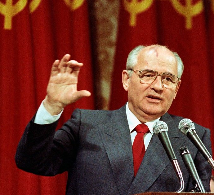 Gorbaciov non era un politico: si comportò da essere umano