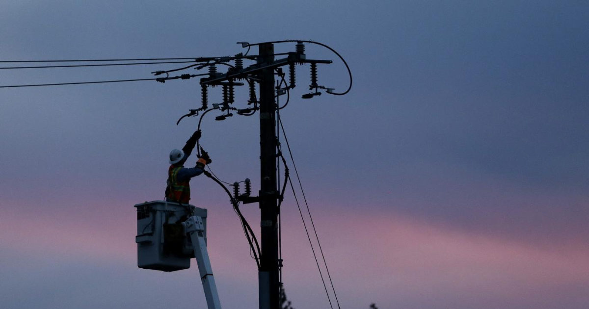 Caro energia, Leonardi (Ecco): “Per affrontarlo indispensabile ridurre i consumi. I rigassificatori? Scommessa con rischi a carico dei cittadini”