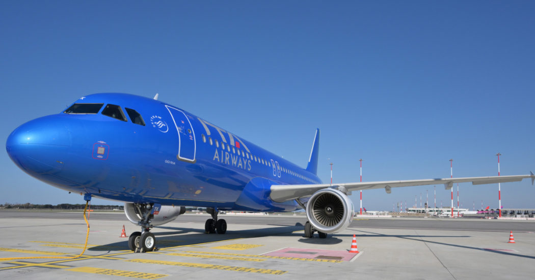 Ita Airways, Lega e Fratelli d’Italia frenano ancora sulla vendita ad Air France e Certares. Il governo vuole chiudere prima delle elezioni