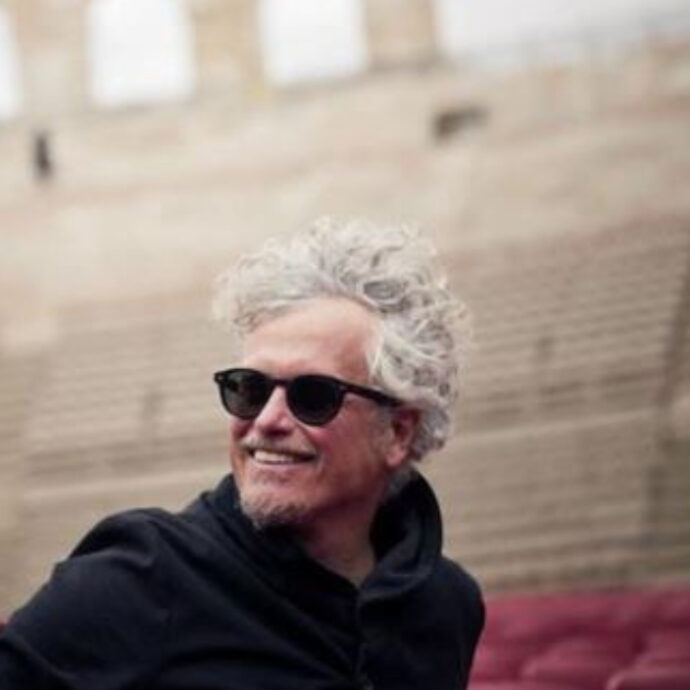 ‘Andare oltre’, la musica di Niccolò Fabi è una Macondo necessaria