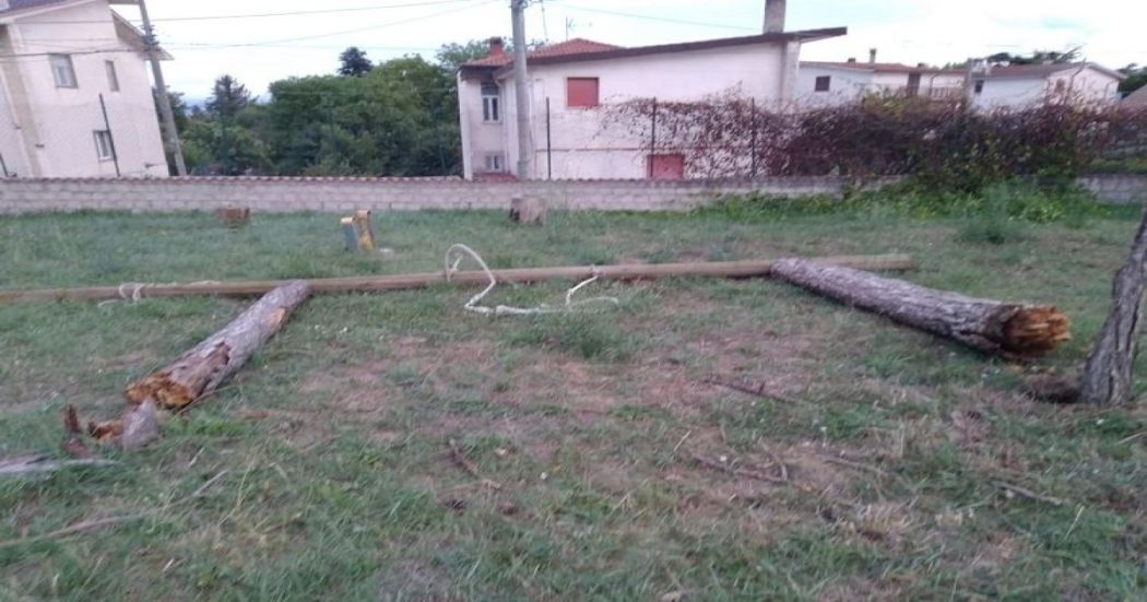 Avezzano, morta a 11 anni per il crollo dell’altalena: il parroco e il vice sindaco indagati per l’omicidio colposo di Alessia Prendi