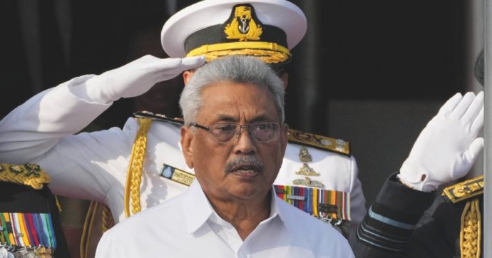 Il presidente cacciato torna in patria