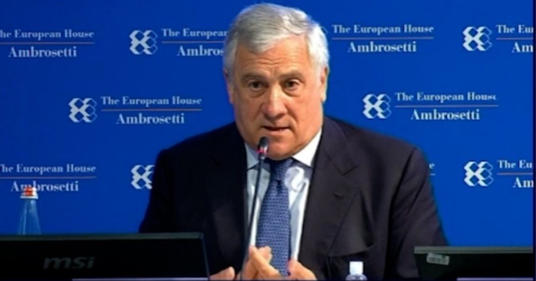 Tajani usa la tragedia del ponte Morandi per fare campagna elettorale: “Senza il partito del no forse non sarebbe crollato”
