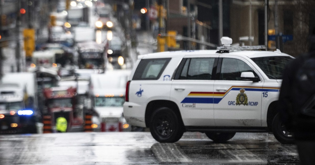 Canadá, 10 muertos y 15 heridos en un ataque con arma blanca.  La policía persigue a dos fugitivos.
