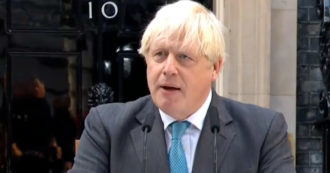 Copertina di Boris Johnson lascia Downing Street: “Sono come un razzo che ha svolto il suo dovere, sparirò in un angolo remoto del Pacifico”