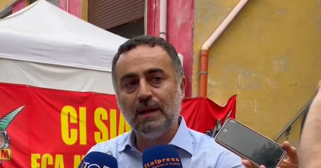 Stellantis, De Palma (Fiom): “Se non ci sarà un incontro sindacati-Tavares, andremo noi a Parigi. Vogliamo il confronto prima dello scontro”