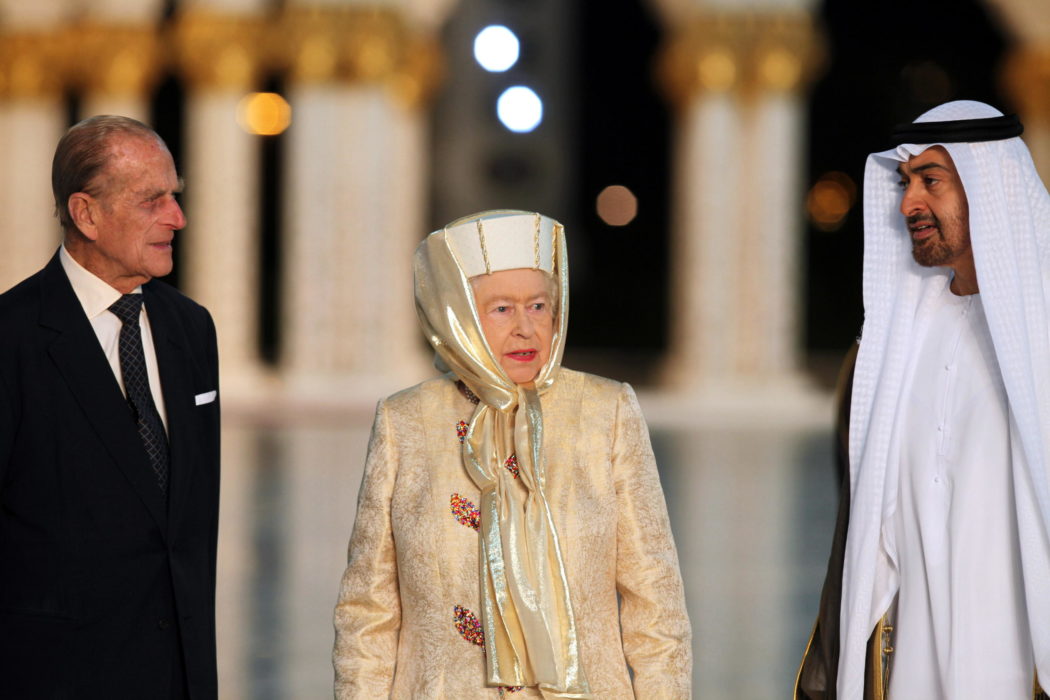 epa10170568 (FILE) –  Britain’s Queen Elizabeth II (C), her husband Prince Philip (L), Duke of Edinburgh, and General Sheikh Mohammed bin Zayed bin Sultan Al Nahyan (R), Crown Prince of Abu Dhabi, visit the Sheikh Zayed Mosque in Abu Dhabi, United Arab Emirates, 24 November 2010 (reissued 08 September 2022). According to a statement issued by Buckingham Palace on 08 September 2022, Britain’s Queen Elizabeth II has died at her Scottish estate, Balmoral Castle, on 08 September 2022. The 96-year-old Queen was the longest-reigning monarch in British history.  EPA/ALI HAIDER *** Local Caption *** 52188754