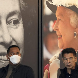 Copertina di Elisabetta, fine di un’era. Il pugno duro della Bce e il pannicello di Draghi: il Fatto di domani 9 settembre