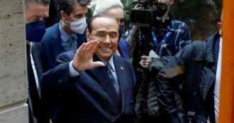 Copertina di Silvio B. rincorre Conte: “Reddito indispensabile”