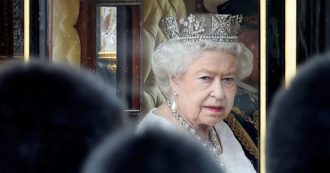 Copertina di Lilibet e la corona. La ragazza del nuovo mondo e sette decenni di dedizione