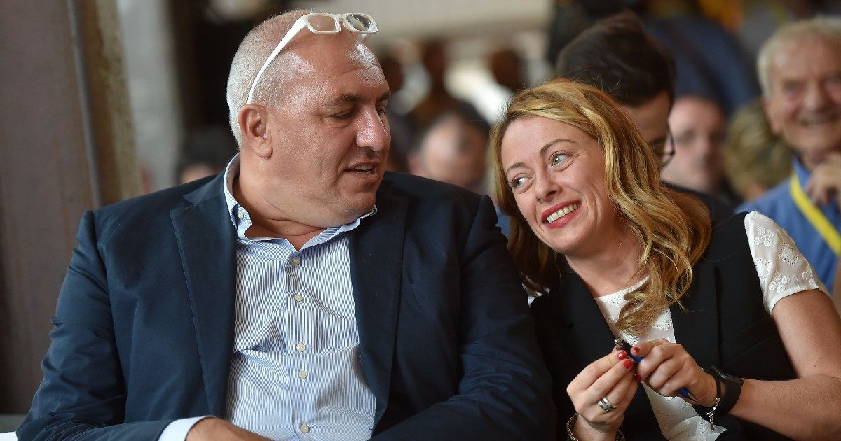 Governo, nello scontro Meloni-Berlusconi la spunta la Lega: Salvini alle Infrastrutture, Crosetto al super ministero Mise-Transizione – i nomi
