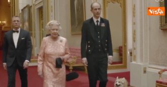 Copertina di Addio alla regina Elisabetta, ecco quando incontrò “James Bond” nello spot per le Olimpiadi del 2012 a Londra