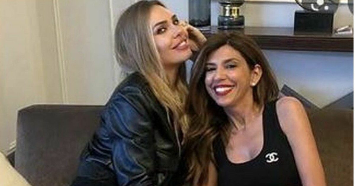 Chi è Alessia Solidani, la parrucchiera amica di Ilary Blasi citata da Totti come “tramite” tra lei e il presunto “amante”