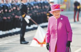 Copertina di Funerali Regina Elisabetta, “le cause ufficiali della morte? Non ci sarà traccia nemmeno sul certificato del decesso”