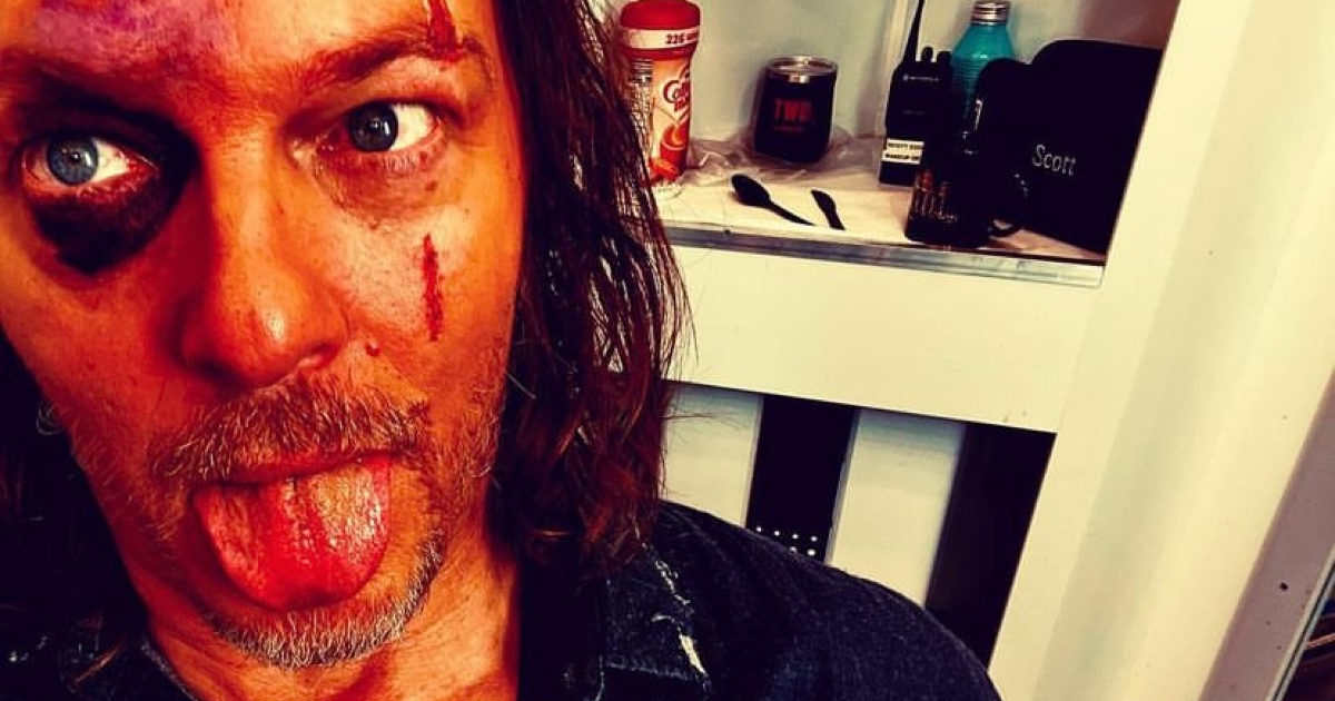 ‘The Walking Dead’, Norman Reedus: “Sono volato fuori dal finestrino dell’auto, colpito in testa e ho avuto una commozione cerebrale sul set”