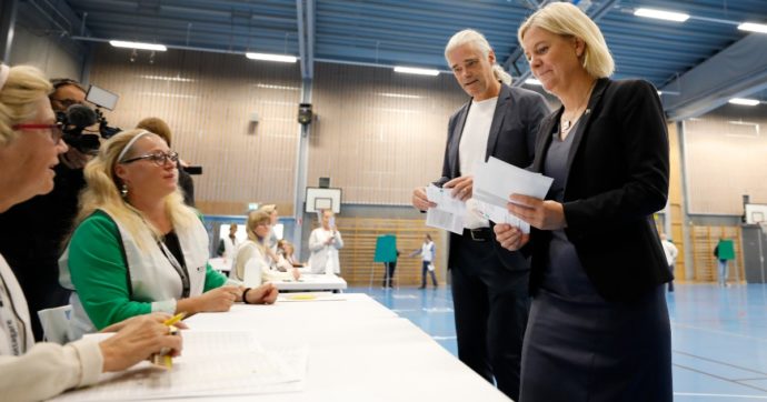 Svezia, alle urne in testa i socialdemocratici di Magdalena Andersson. Ma è boom dell’estrema destra: seconda con il 20%