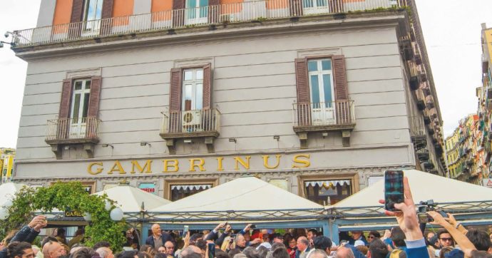 Copertina di La presentazione sarà oggi alle 17 al Gran Caffè Gambrinus di Napoli