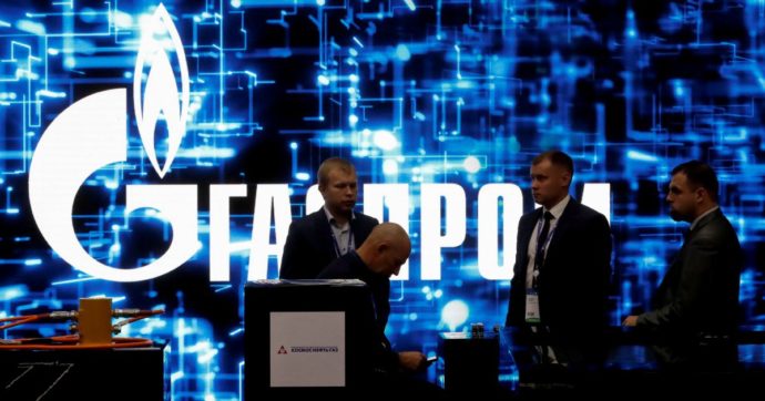 Calano gli introiti di Mosca. Borrell: “Sanzioni efficaci”