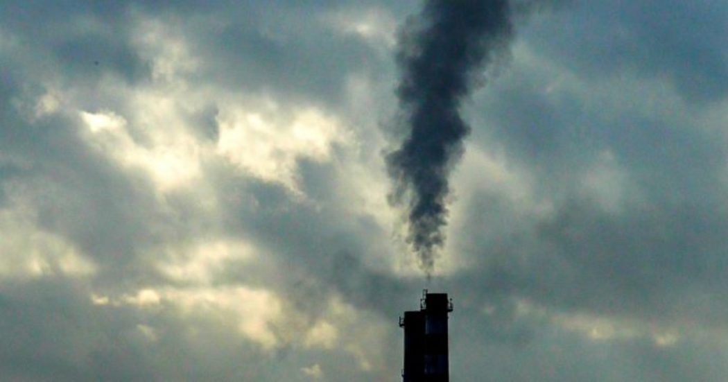L’inceneritore di Roma costerà di più e non catturerà nemmeno lo 0,1% della CO2 prodotta