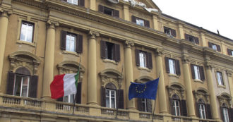 Copertina di Btp Italia, con il titolo indicizzato all’inflazione il Tesoro raccoglie 10 miliardi di cui 8,5 dai piccoli risparmiatori