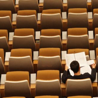 Copertina di Poche donne in politica: la colpa è anche dell’università