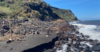 Copertina di Stromboli: 11 persone e due società indagate per i danni causati dal rogo sul set della fiction “Protezione civile” e la successiva alluvione