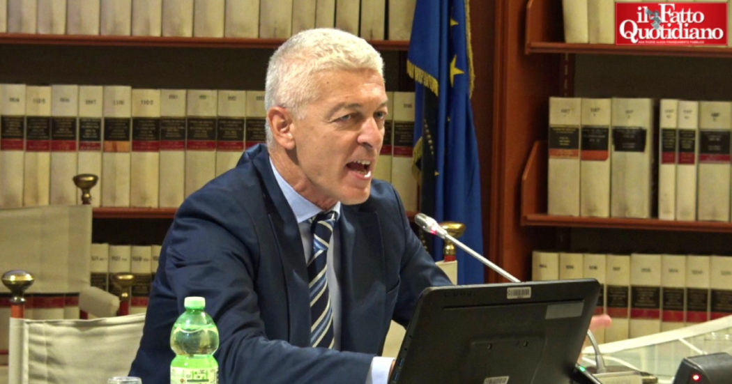 Antimafia, Morra presenta la relazione: “Non mi sorprende il silenzio dei partiti sulla criminalità in campagna elettorale”