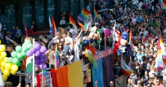 Copertina di Europride 2022, corteo arcobaleno partito a Belgrado nonostante il divieto del ministero dell’Interno. Il ruolo della premier Brnabic