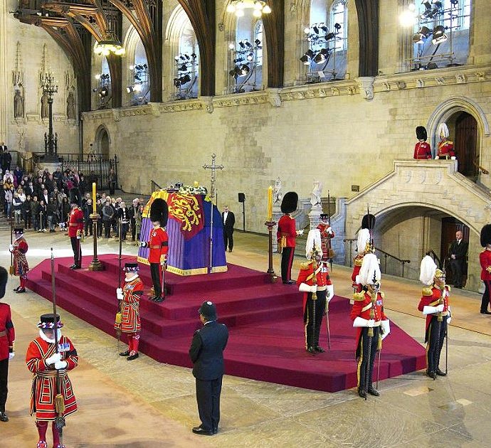 Funerali Regina Elisabetta, svelato il percorso dell’ultimo “viaggio” della sovrana