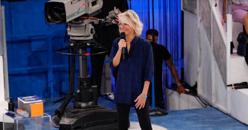 Amici 2022, due allievi a casa dopo il “Capodanno-gate”. E rientra un concorrente eliminato: è la prima volta