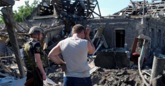 Copertina di Il Papa: “Per la pace serve creatività”. Morti in corsia