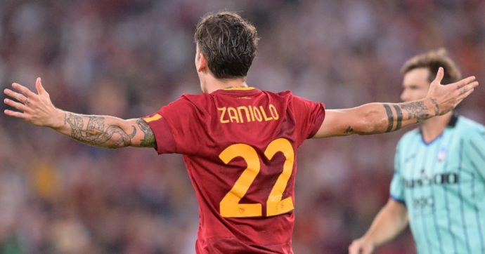 Roma penalizzata: la trattenuta di Demiral su Zaniolo era da rigore. Mourinho espulso? Sacrosanto, come l’altro penalty non concesso