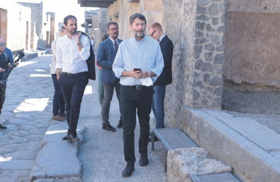 Pd, gli ultimi giorni a Pompei: la campagna sfuggente di Franceschini